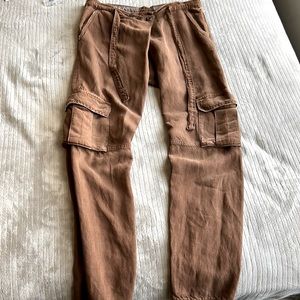 Marvin Women’s cross over pants, size M.